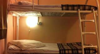 Гостиница А 54 Hostel Новосибирск Кровать в общем номере для мужчин с 6 кроватями-1